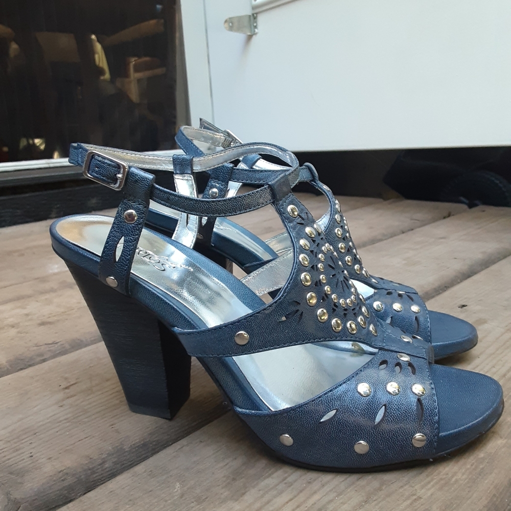 Carlos Santana heeled sandal